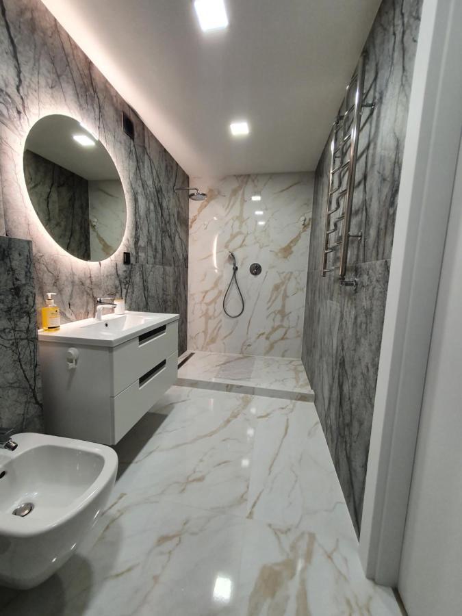 2-Bedrooms Apartment In City Center Siauliai Экстерьер фото